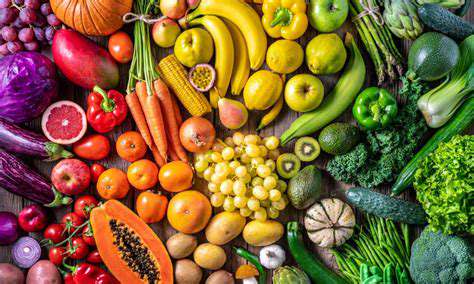 Beyond Dry Kibble: Exploring Wet and Raw Diets